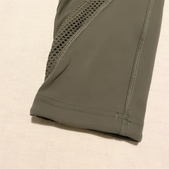 Lululemon Bootcamp Ready Tight Leggings Size 8 - Picture 4 of 15